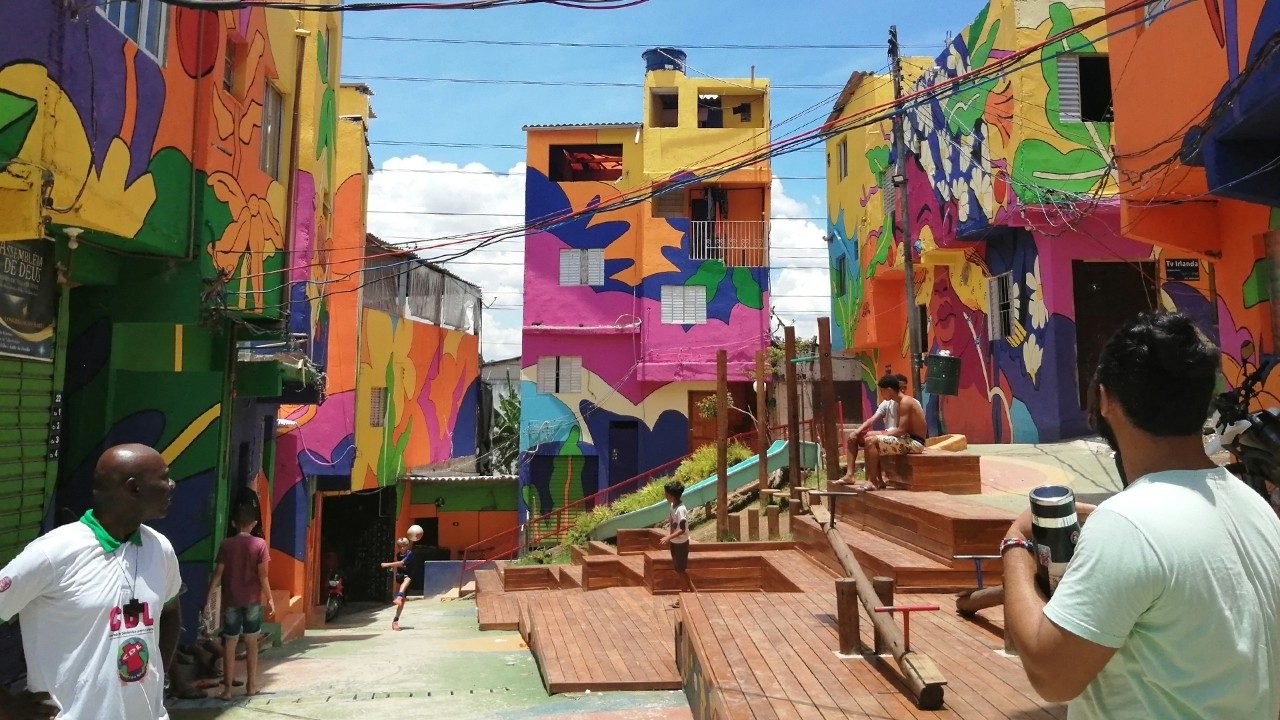 A Última Crônica de P. Tony Neves: Reflexões sobre a Inteligência Artificial e a Civilização do Amor