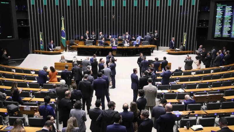 Crescimento da Representatividade Feminina no Congresso Nacional Brasileiro