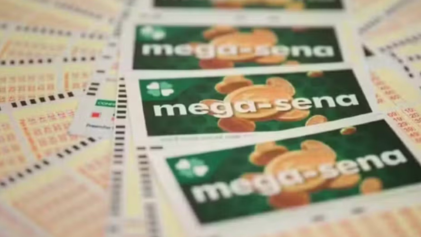 Mega-Sena 3.076: Prêmio de R$ 305 Milhões Acirra a Competição na Mega-Semana
