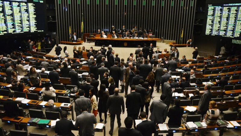 Santarém Enfrenta Redução de Representatividade Política com Apenas um Deputado Federal Eleito