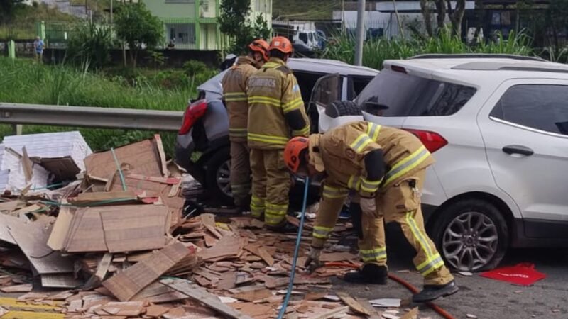 Tragédia na BR-393: Acidente Deixa Cinco Mortos e Nove Feridos no RJ